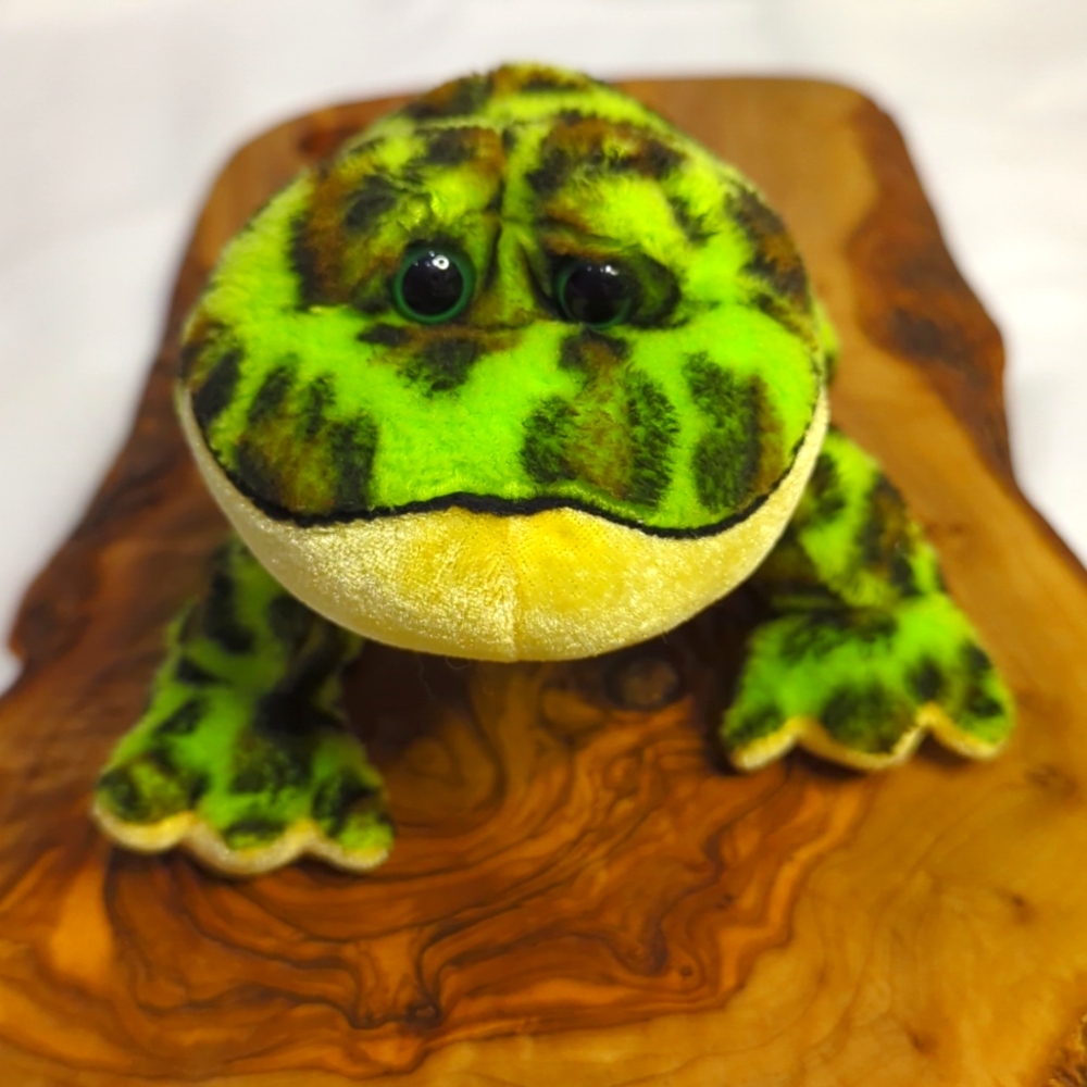 Ganz Webkinz Lil'Kinz Ganz Bullfrog Stuffed Plush Animal Frog